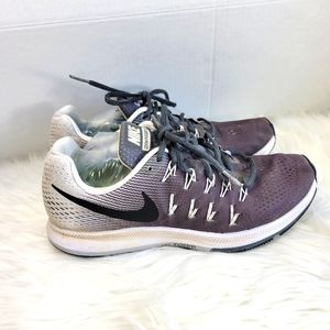 CLEARANCE Nike Air Zoom Pegasus running tenis shoes lace up
